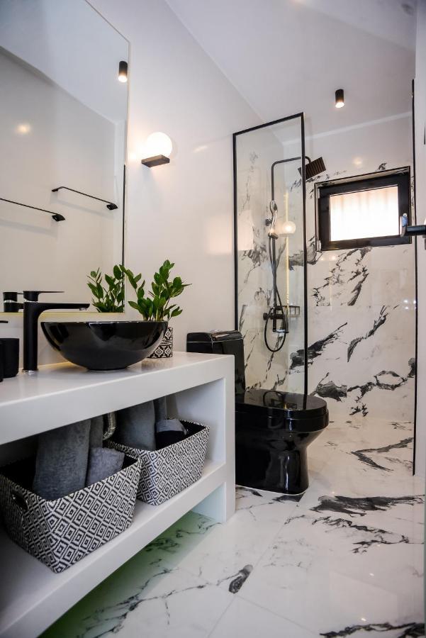 A & B Minimal Suite With Sea View In Argostoli Exterior photo